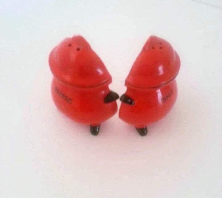 Vintage Red Lego Ceramic Pot Belly Stove Salt and Pepper Shakers Cauldron - Serving - Houseware