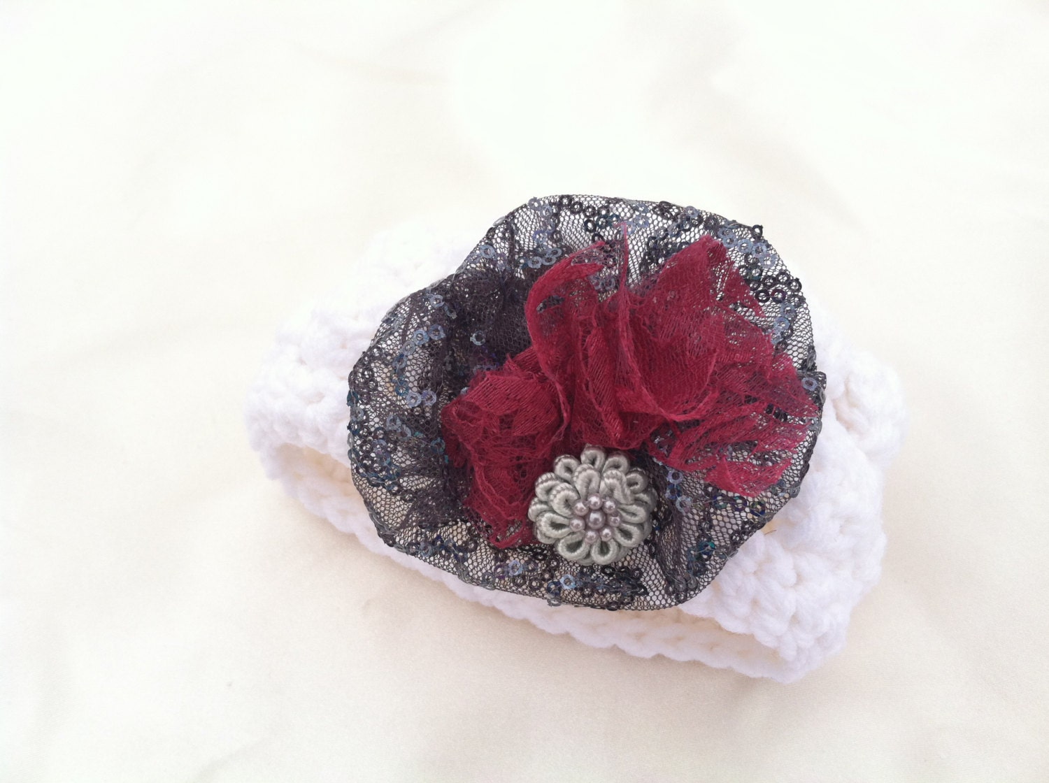 New born crocheted hat, Baby Beanie Hat with Flower, ready to ship, made to order, custom made, photo prop