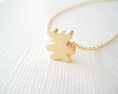 small teddy bear necklace, gold or silver