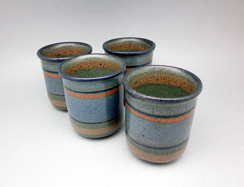 Set of 4 vintage ceramic cups / mugs by KMK (Kermamik Manufaktur Kupfermühle)