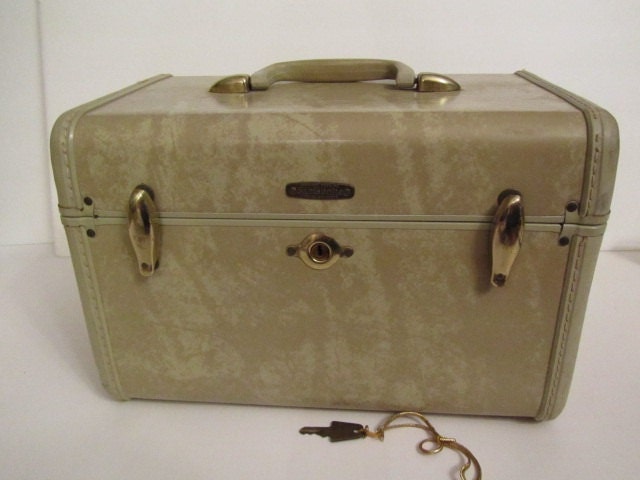 Luggage, train case, samsonite case, 1950 case, vintage luggage, suitcase, hard case, travel bag