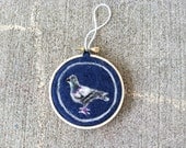 Hoop Art: Homing Pigeon