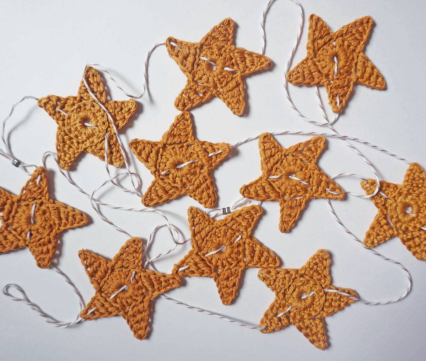 Crochet Stars Garland in Mustard - Nursery - Children's room - Home decor