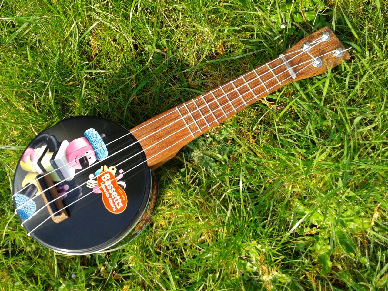RESERVED ITEM Bertie Bassett Tinkulele NOT for public sale sorry