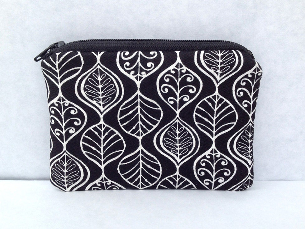 Coin Purse / Small Zipper Wallet / Padded Coin Pouch - Black Leaves