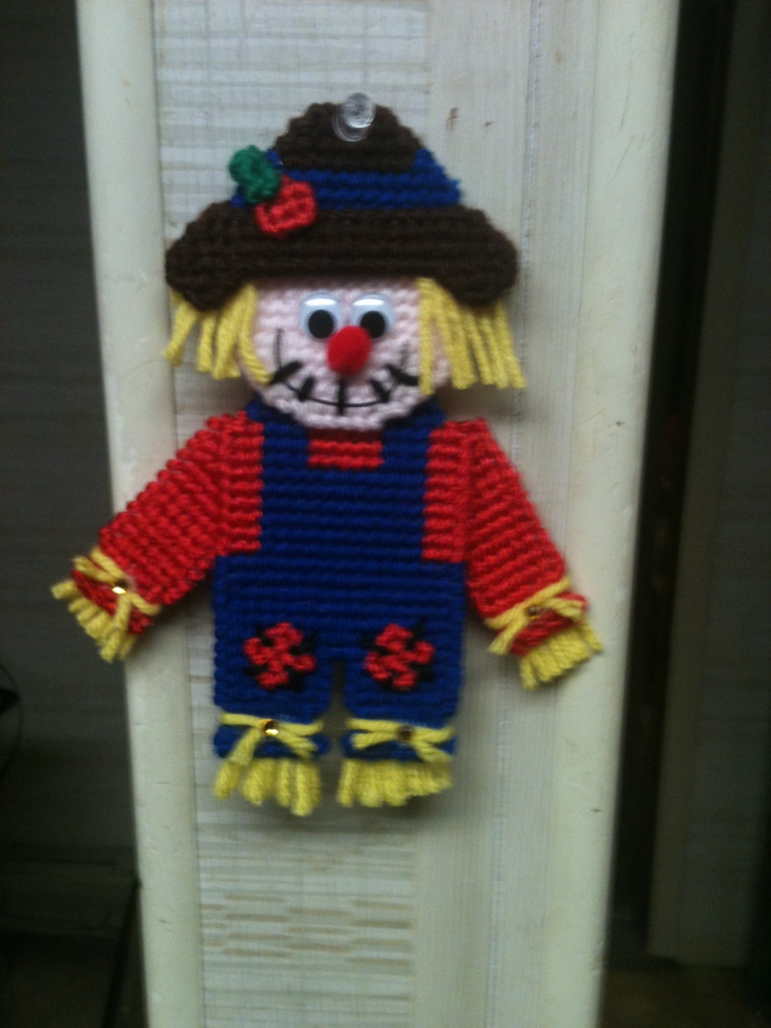 Plastic Canvas Scarecrow Magnet