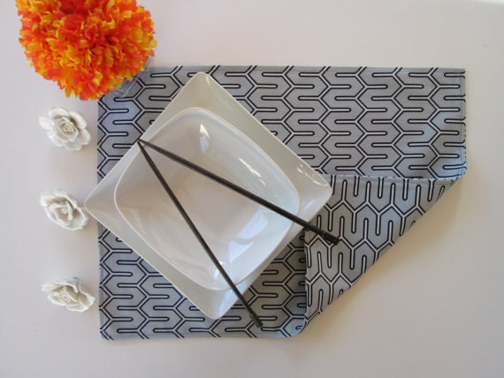 Reversible Set of 4 Placemats Dwell Studio Robert Allen Maze Work Dove black ivory grey designer fabric cotton place mats