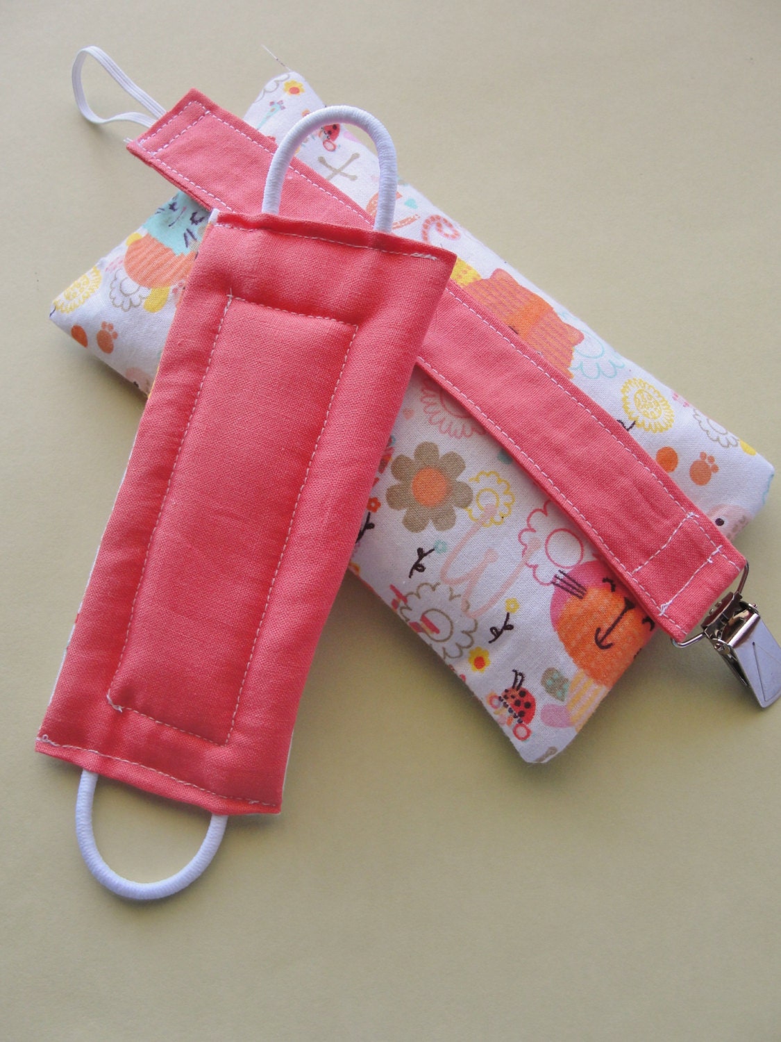 Gift Set - Reversible Door Latch Cover, Hot/Cold Pack & Pacifier Clip