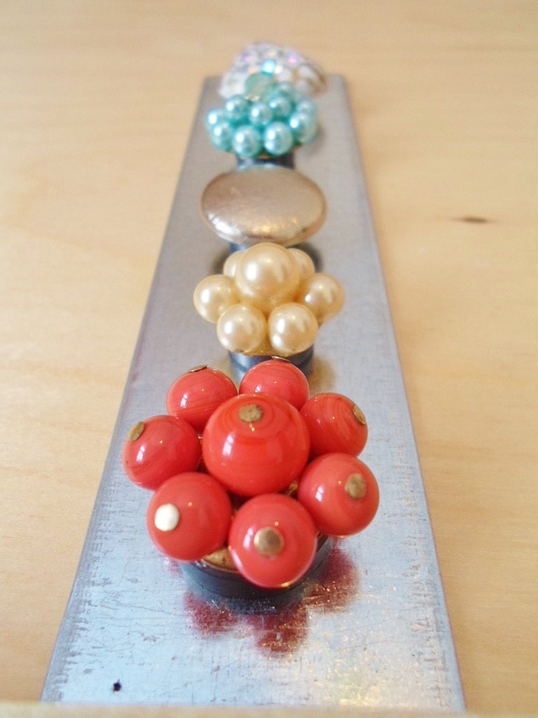 Vintage Finds Refrigerator Memo Board Magnets