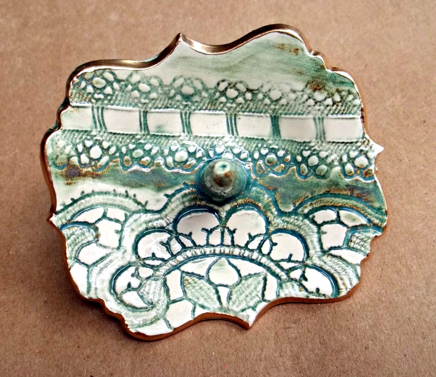 Ceramic Ring HolderSea green edged in gold