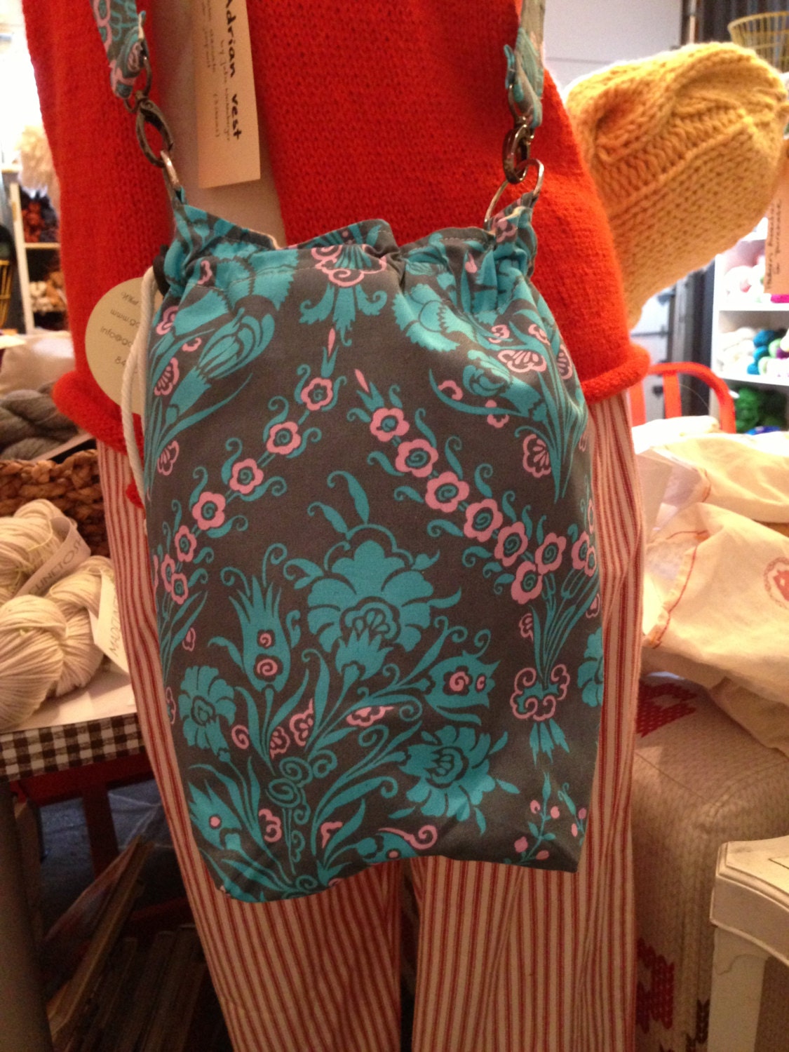 NEW Travel Project Bucket Bag - WIP - sock bag - Removable Strap