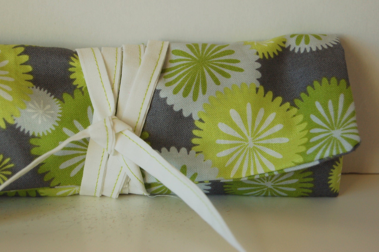 Necklace Roll Jewelry Bag Gray Green and White