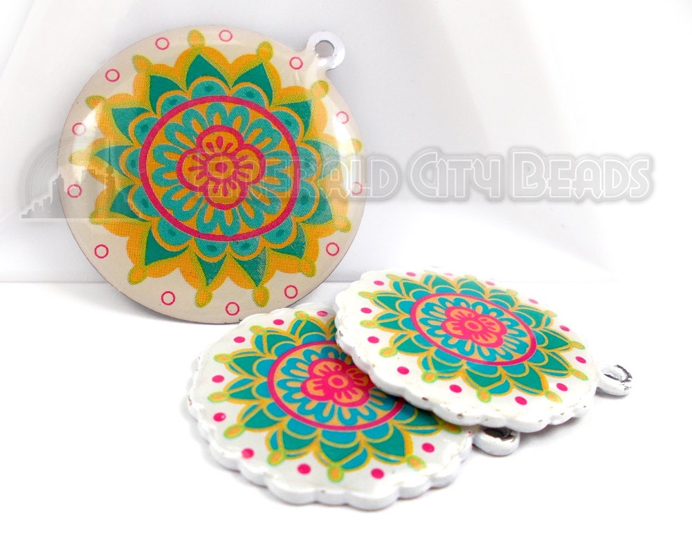 Yellow, Green, Red, Disney Pendant and Earring Charm Set 24-30mm, 3 Pieces, WE-CHYEDI-001