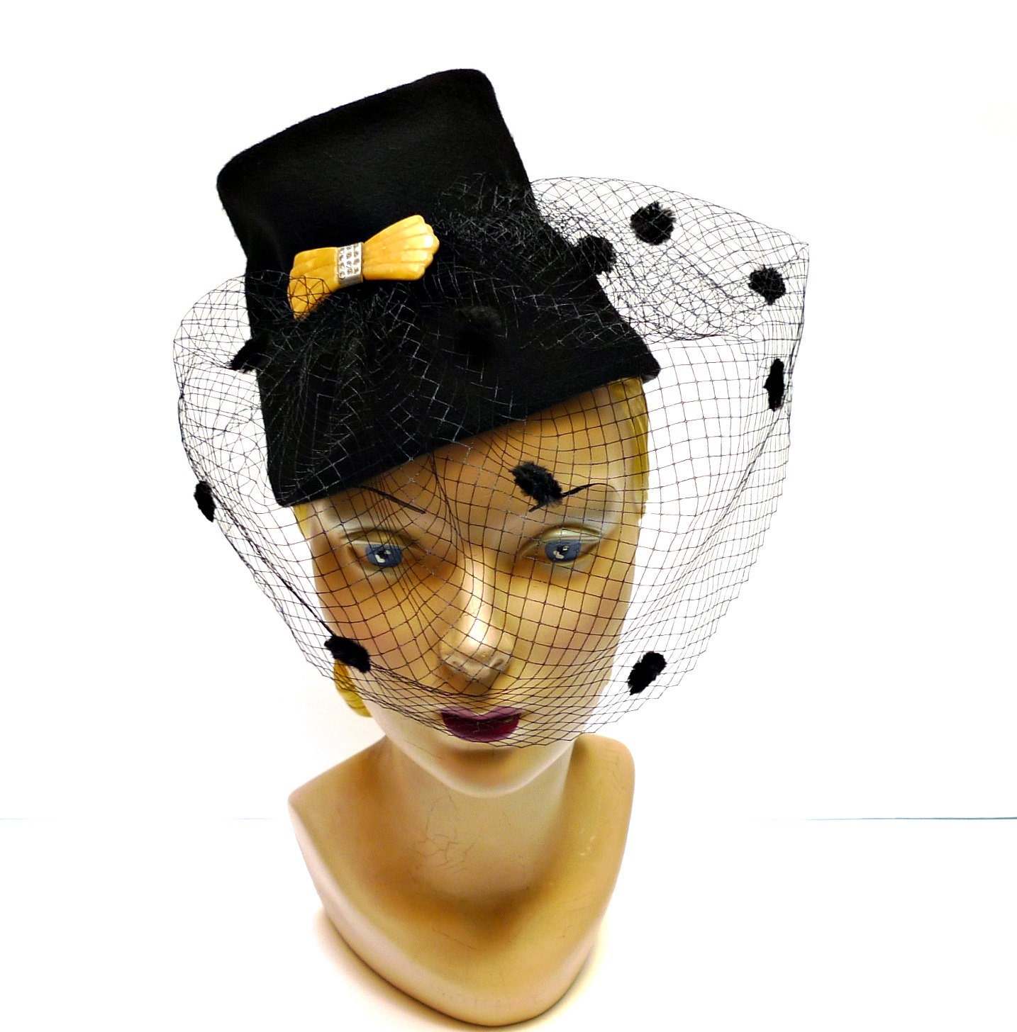 Women's Hat - 1930's  Style Hat with Chenille Dot Veiling and Buckle