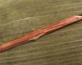 Hand Carved Crochet Hook - Size M Dyed Brown