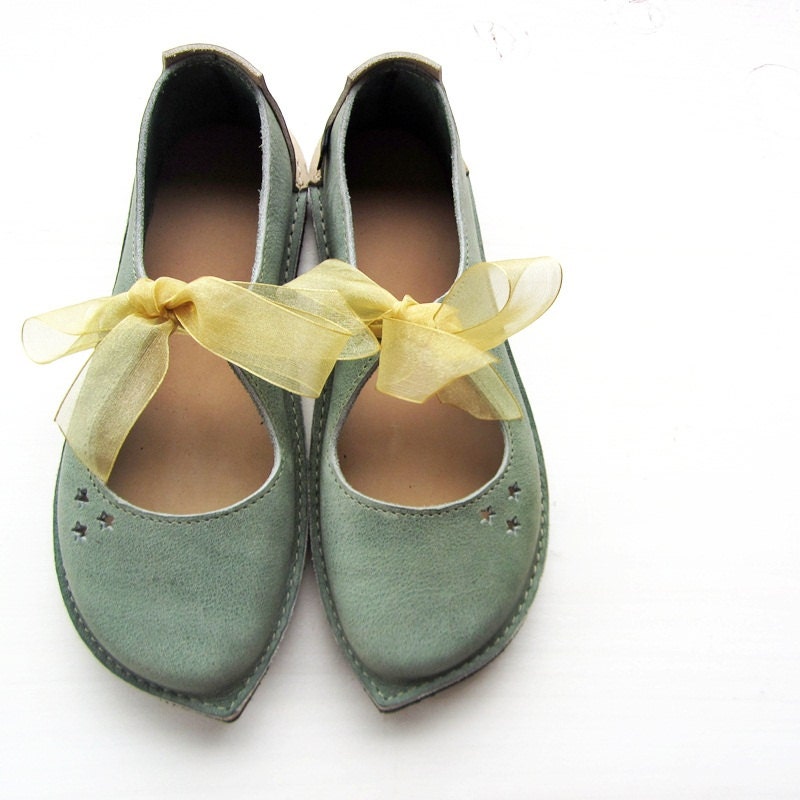 CUSTOM Hand Made Leather Shoes for Women, LUNA Imp Stars by Fairysteps Shoes