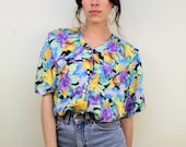 1990s Floral Blouse with Oversized Collar Size S-M