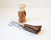 Bakelite Steak Knives - Butterscotch and Brown Marbled Handles