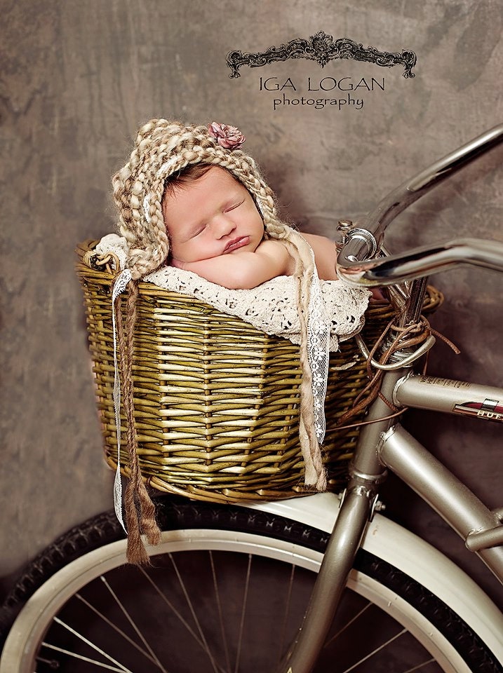 Knit Baby Bonnet, Newborn Baby Girl Hat, Baby Hat, Knit Baby Hat in Handspun Beige Yarn