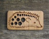 Hedgehog Knitting Needle Gauge