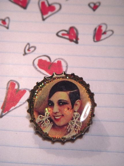 Josephine Baker Pin