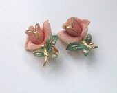 beautiful 50s / 60s sugar coated pink rose earrings // spring //wedding //mad men