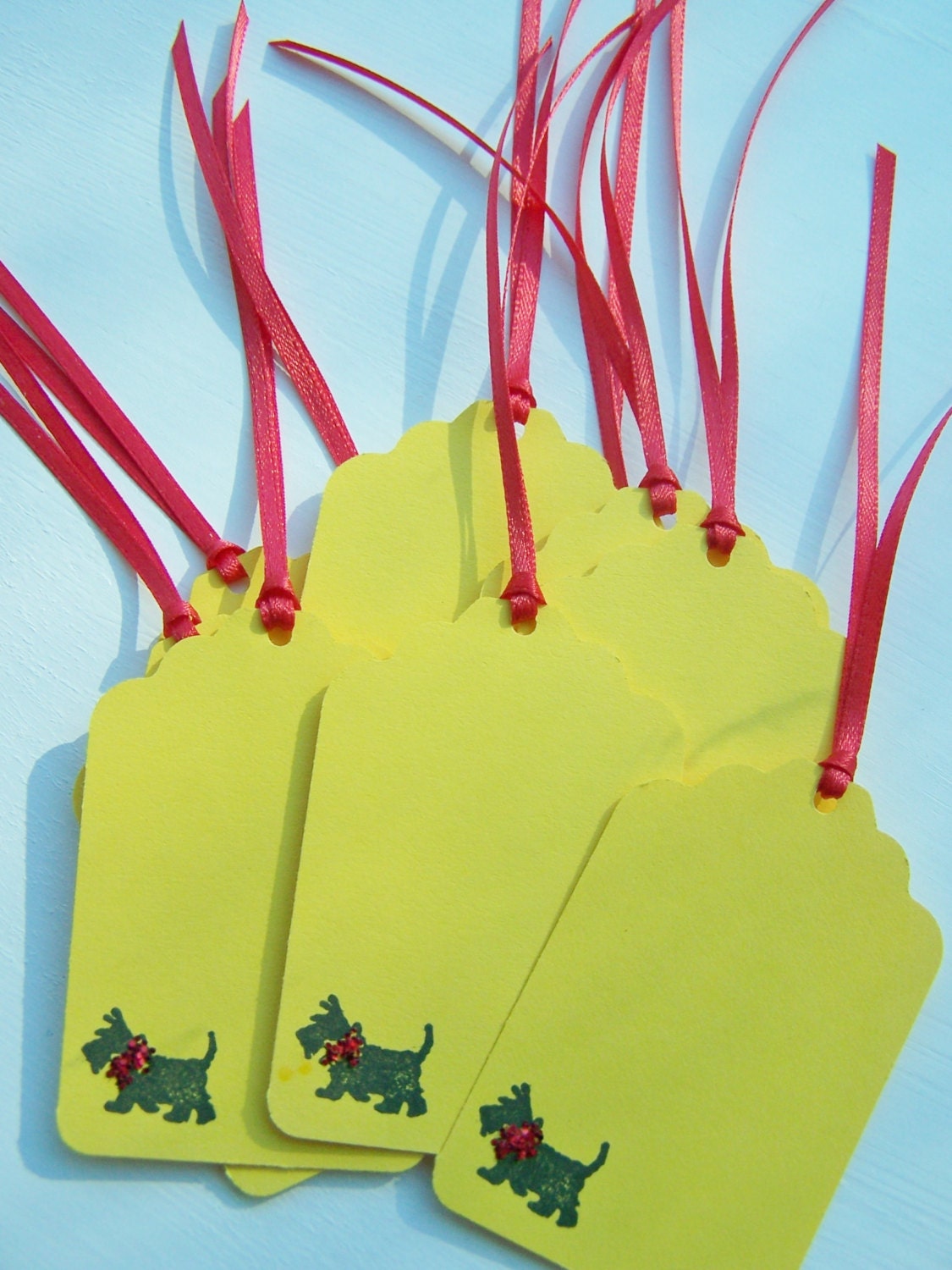 SALE Scottie Dog Tag, Yellow Tag, Red Glitter Dog Price Tag, Hang Tag, Set of 10 Gift Tags