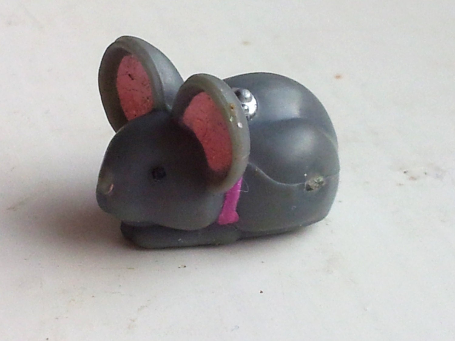 Mouse -- vintage Kenner Littlest Pet Shop plastic animal toys hamster rat rodent grey gray pink plastic to