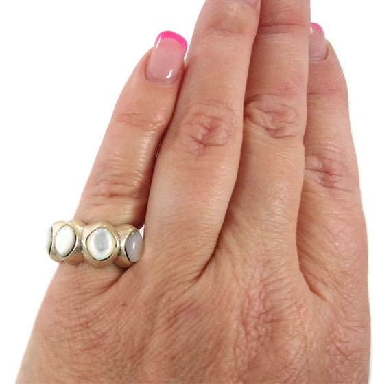 Mother-of-Pearl Sterling Silver Ring - Vintage, Bold, Big - 4 Stones - Size 6.5 - InVintageHeaven
