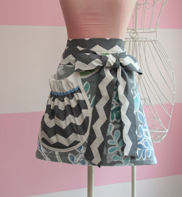 Towel Waist Apron - Grey Chevron