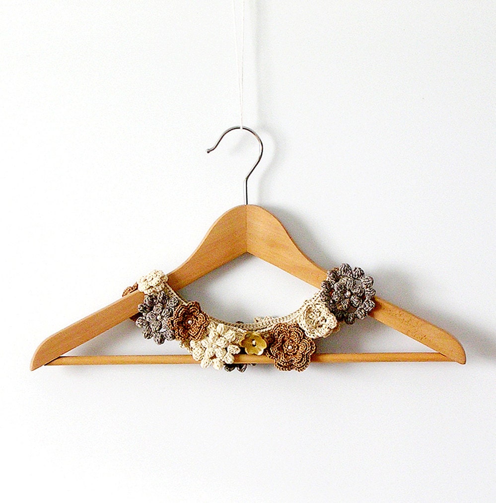 Lace Collar Floral Neutral Thones  Crochet Flowers Statement Necklace