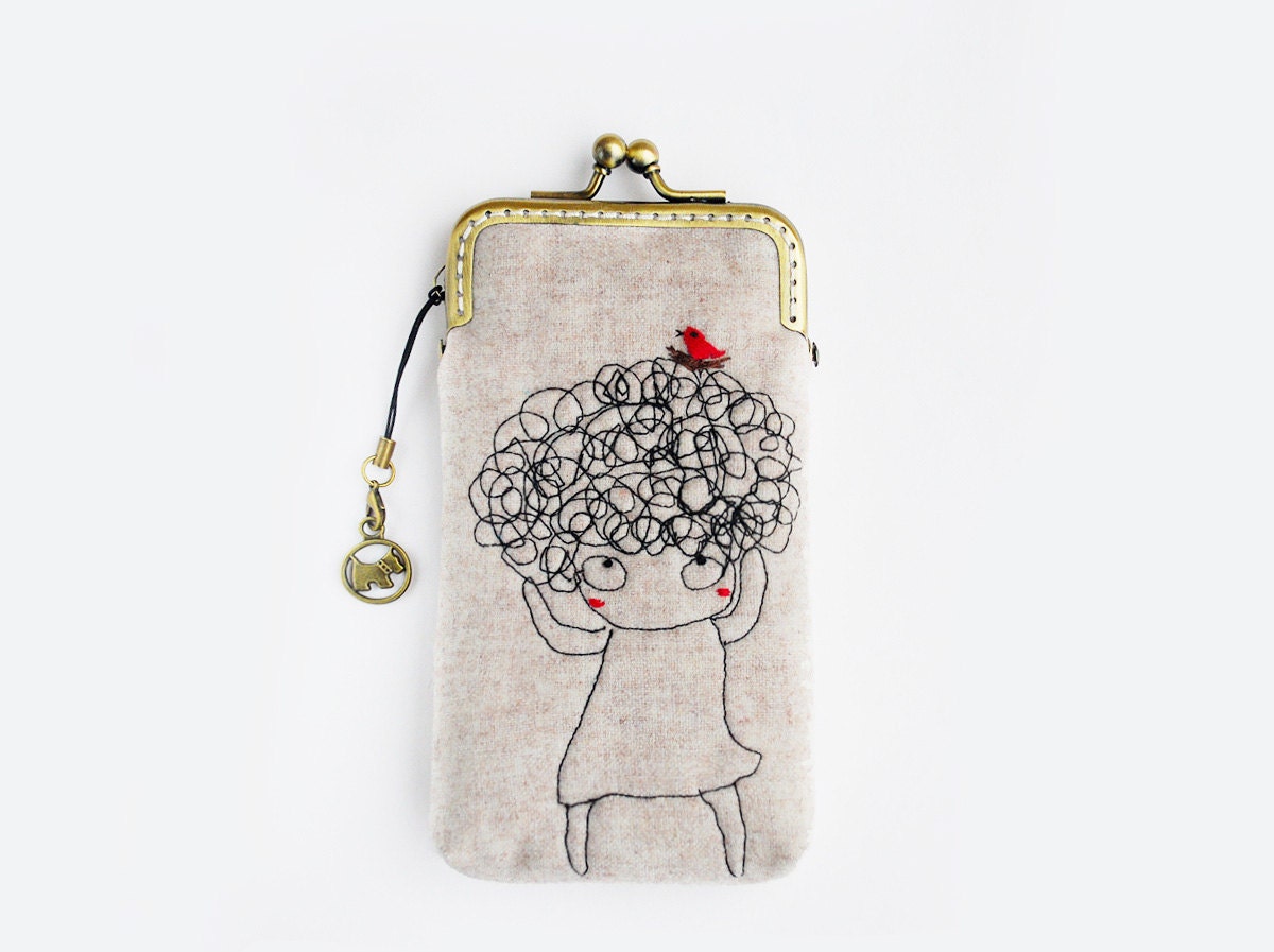 iPhone Case iPhone sleeve gadget case-free hand sewing Embroidery Girl ( iPhone 5, Samsung Galaxy S4 Size available)
