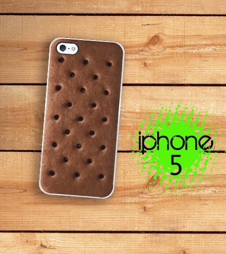 iPhone 5 Case Ice Cream Sandwich  / Hard Case For iPhone 5  Kawaii Summer Time Treat. Plastic or Rubber Trim