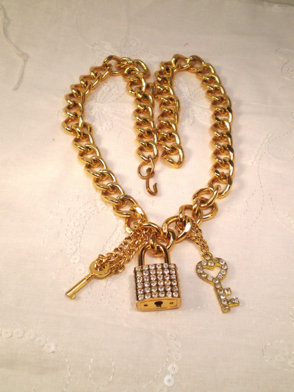Vintage Necklace Choker / Collar Super Chunky 44"Long 7.7oz Rhinestone Lock n Key Bright Gold  Runway 80s Diva Retro Bold Art Deco Statement