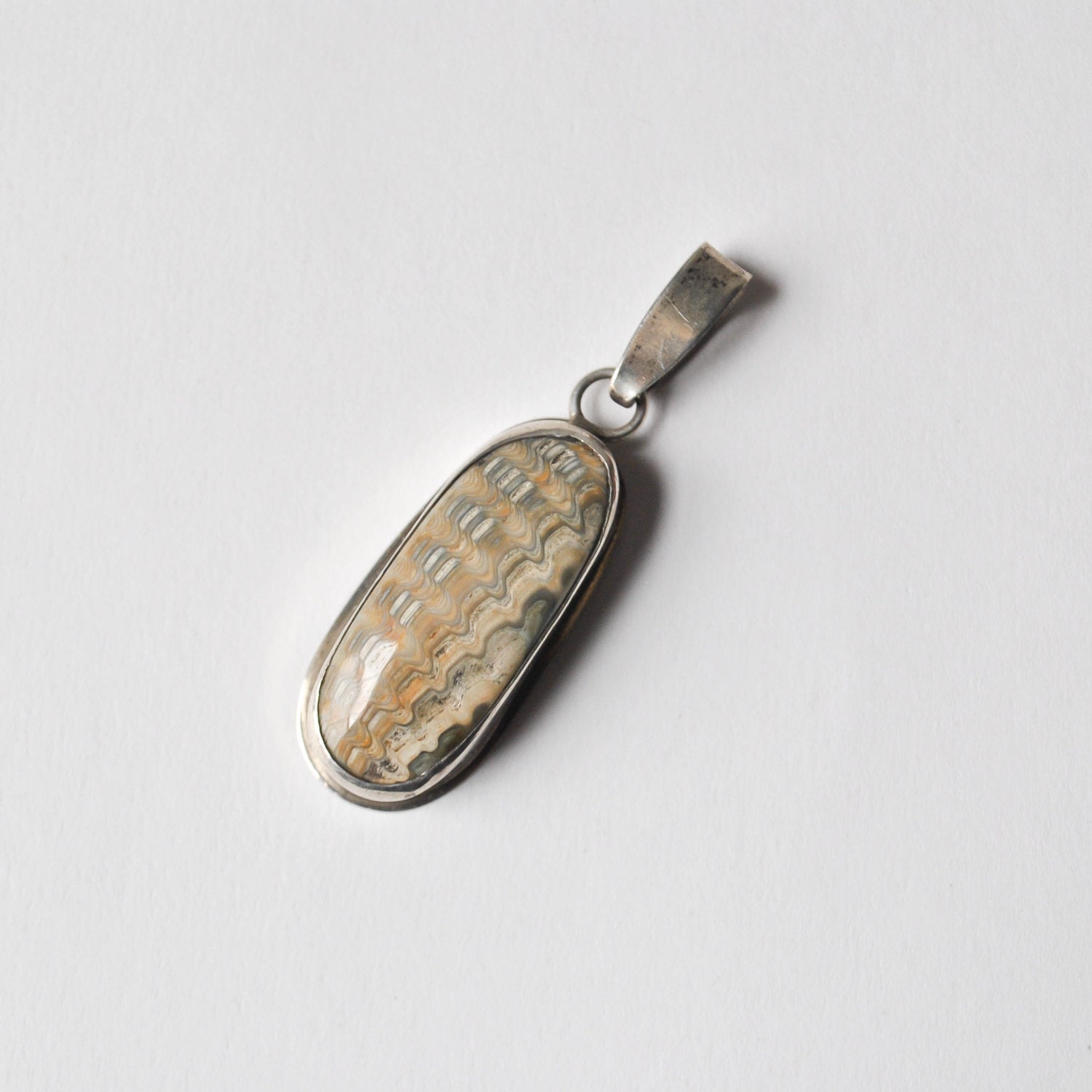 vintage sterling silver crazy lace agate pendant / Sand Dunes pendant