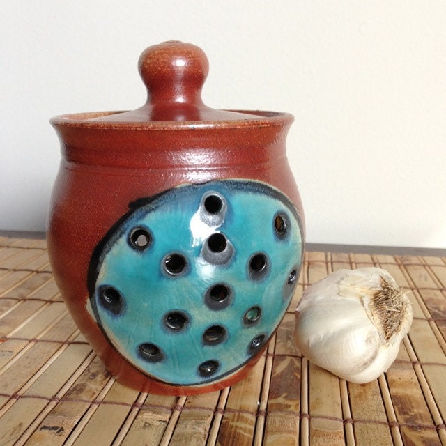 Garlic Jar - Lidded turquoise Garlic keeper