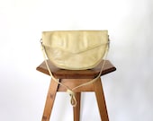 Vintage 80s Ivory Snakeskin Large Round Envelope Purse // Evening Clutch