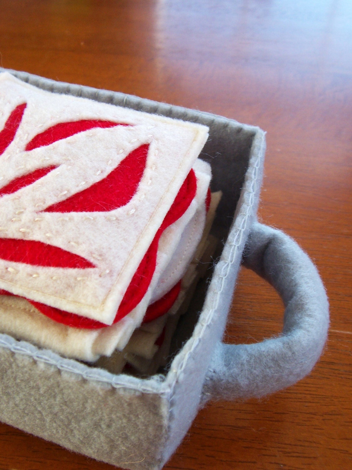 Felt Food Lasagna Eco Friendly Pretend Play Food for Childrens Toy Kitchen - INTERACTIVE - Includes Felt Baking Pan