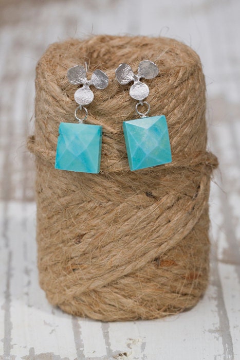 Bridesmaids Earrings: Sleeping Beauty Turquoise with Petal Post