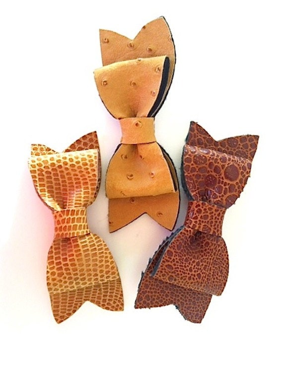 Faux Leather Bow Hair Clip Aligator Clip