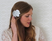 Silver Leaves - Shimmering Hair Accessory