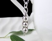 Peapod Necklace, Three 3 peas in a pod, Mommy Triplet Best friend Sterling Silver Necklace