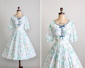 Vintage 1950s Dress : 50s Swiss Dot Floral Full Skirt Dress