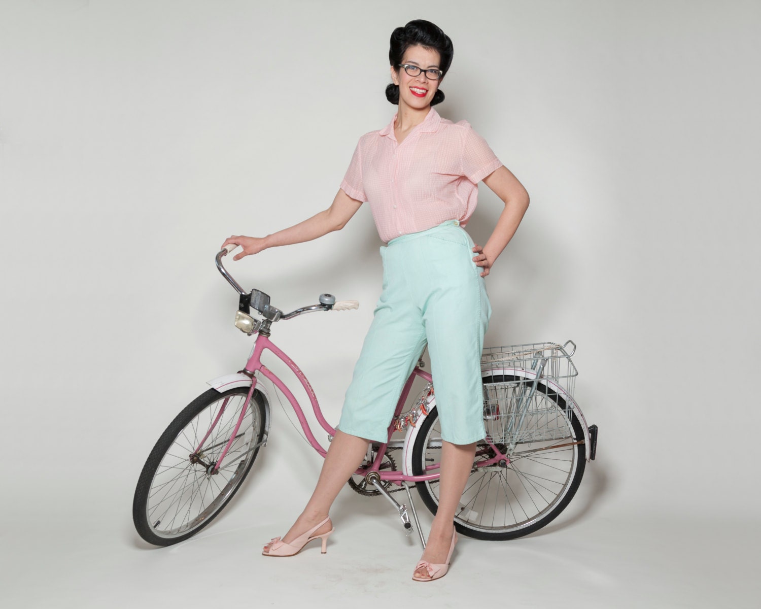 RESERVED Vintage 1950s Pants Mint Green High Waisted White Stag Pedal Pushers Spring Fashions