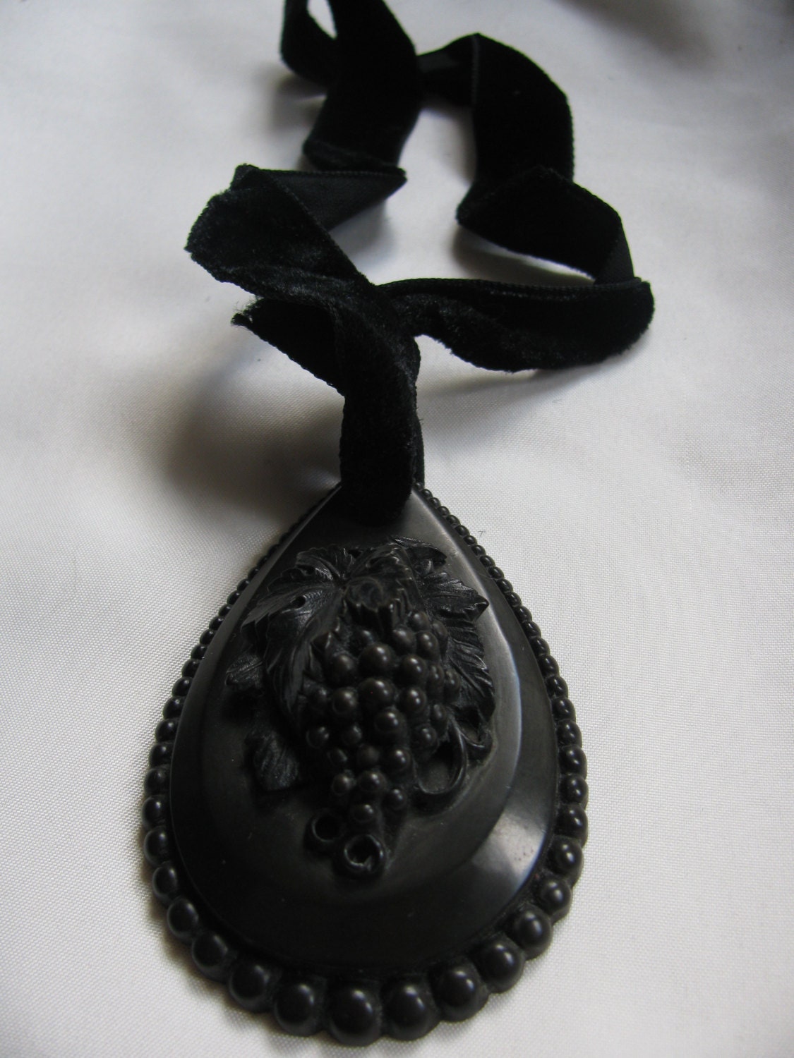 Large Victorian Vulcanite Pendant Necklace