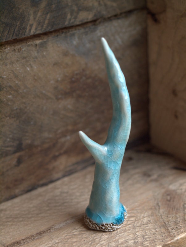 Porcelain ring tree antler in aqua crackled glaze