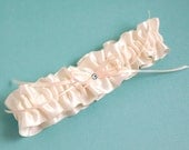 Wedding Garter, Bridal Garter, Boudoir Garter - Simple Something Blue Eggshell White Garter Single - MED/LG