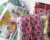 Vintage Fabric Scrap Bundle - Retro Florals
