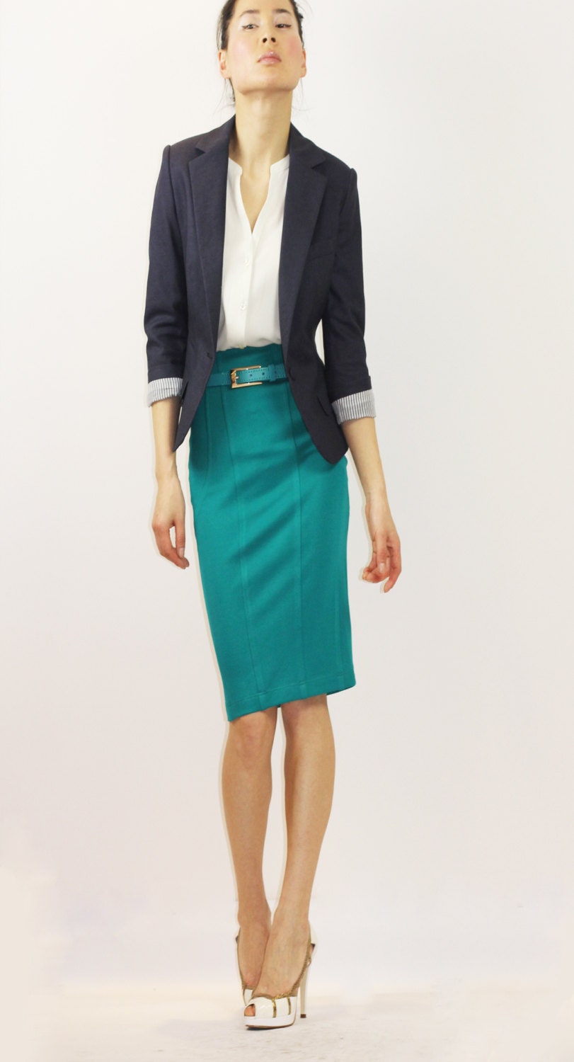 One button blazer with striped lining