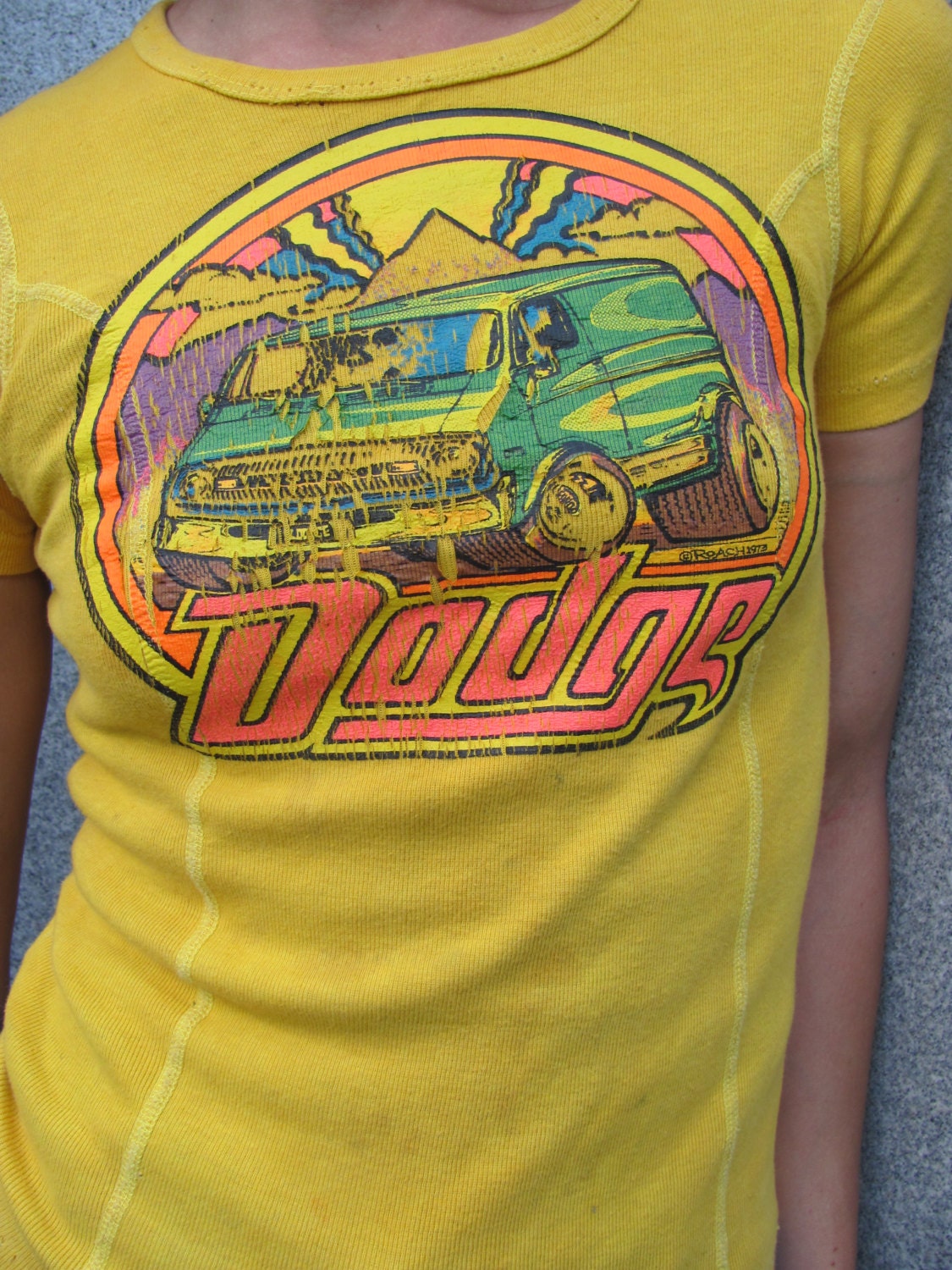 Psychedelic Dodge Van Vintage Yellow Tee Shirt with Neon ROACH Graphics Small